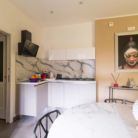Ernesto'S Home Syracuse Luaran gambar
